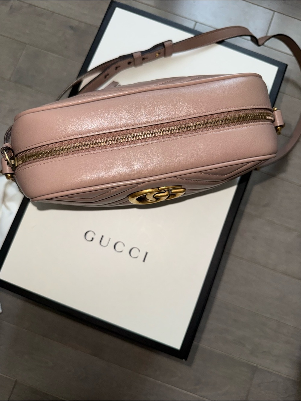 Gucci Blush Chevron Leather Crossbody with Gold Double G - Picture 3 of 15